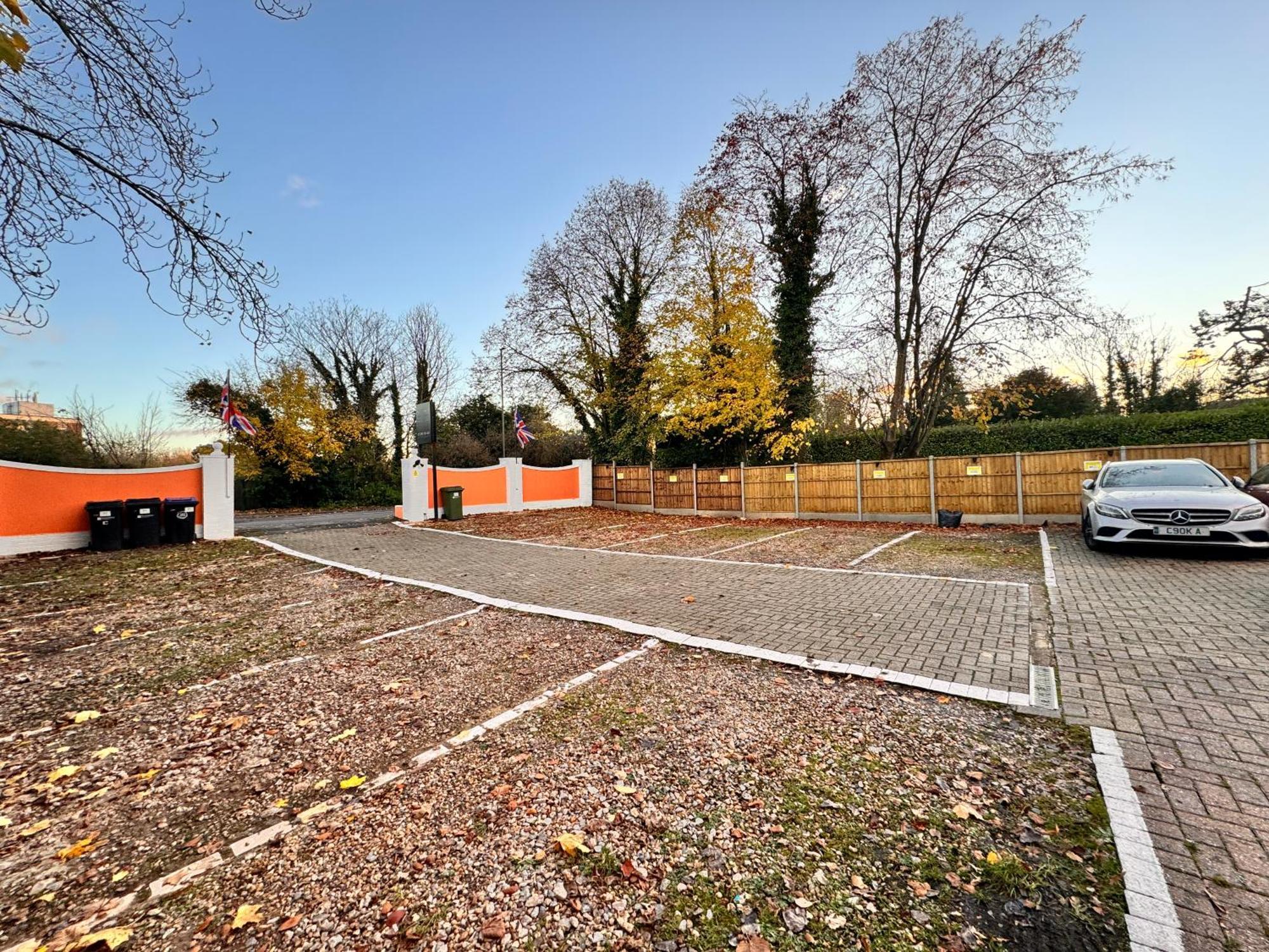 All Seasons Gatwick Guest House & Parking Horley Buitenkant foto